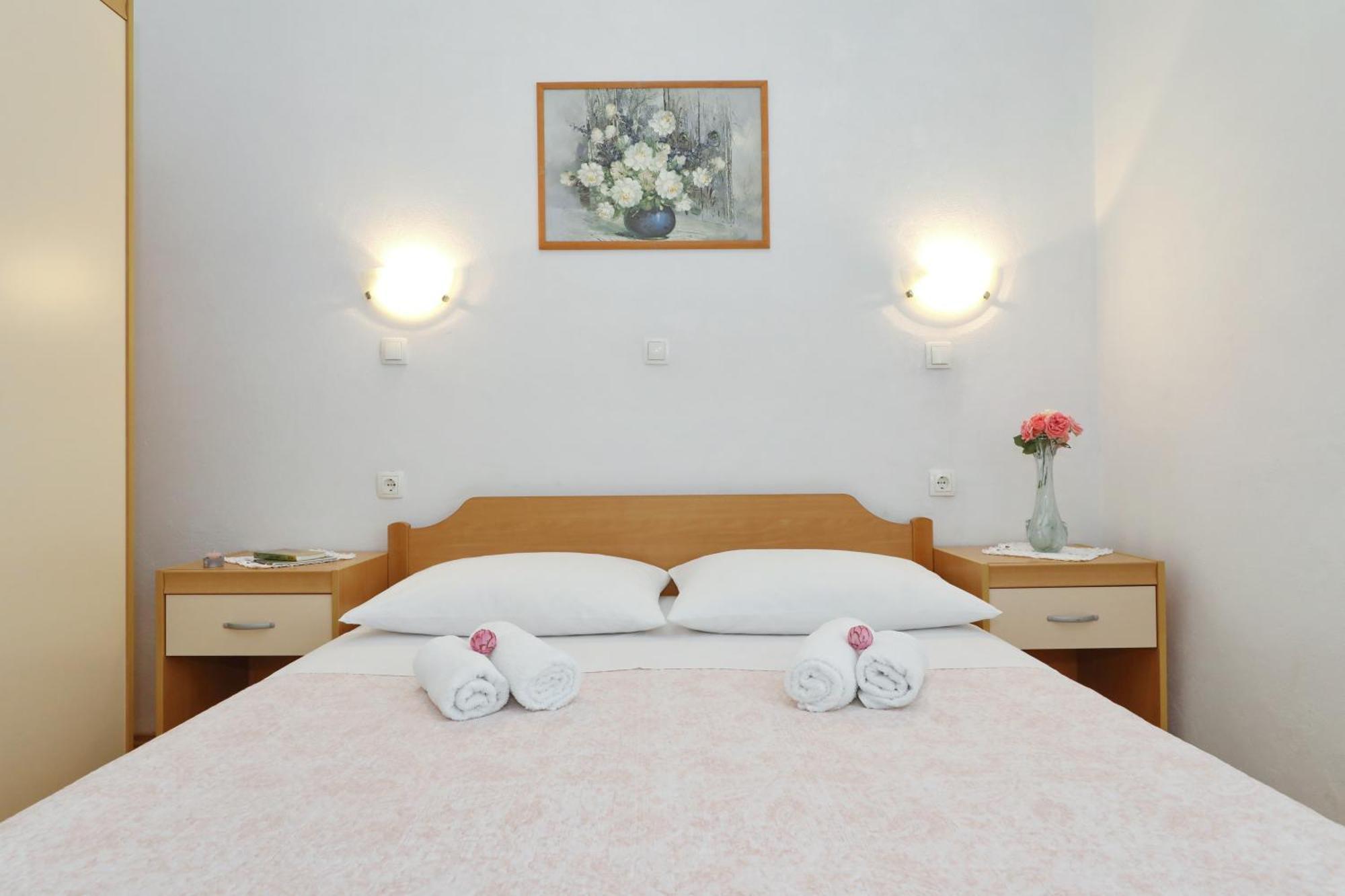 Villa Rajna Starigrad Paklenica Rum bild